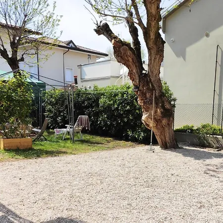 Cn029 - Cesenatico, Federica - Comodo Bilocale Con Posto Auto Lägenhet *